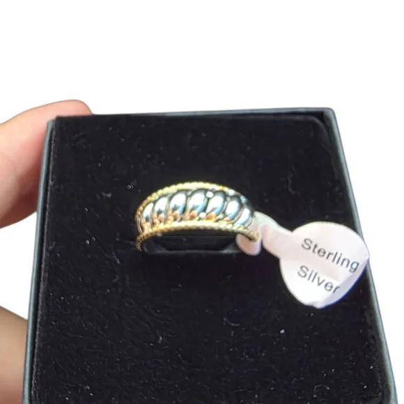 New Annika Witt Sterling Silver Ring Size 8 - Picture 2 of 6